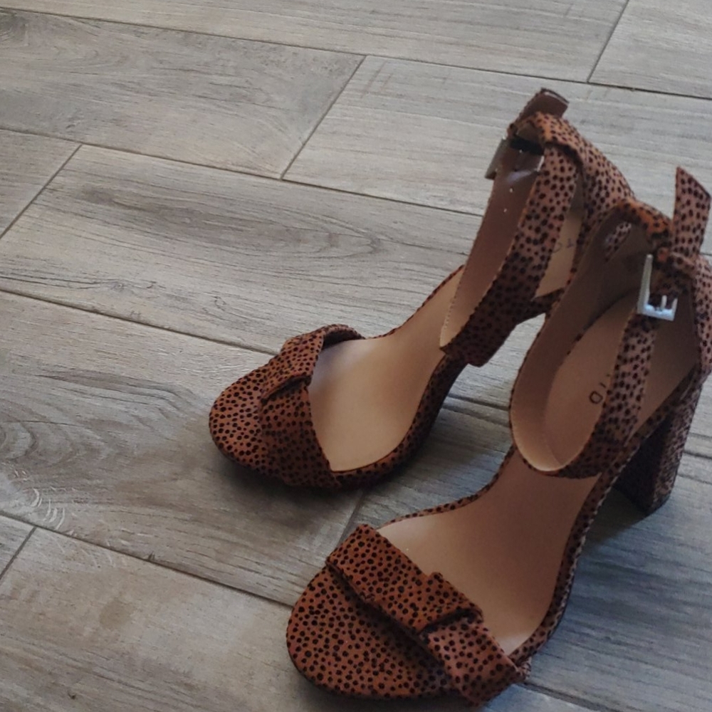 10w shoes  torrid